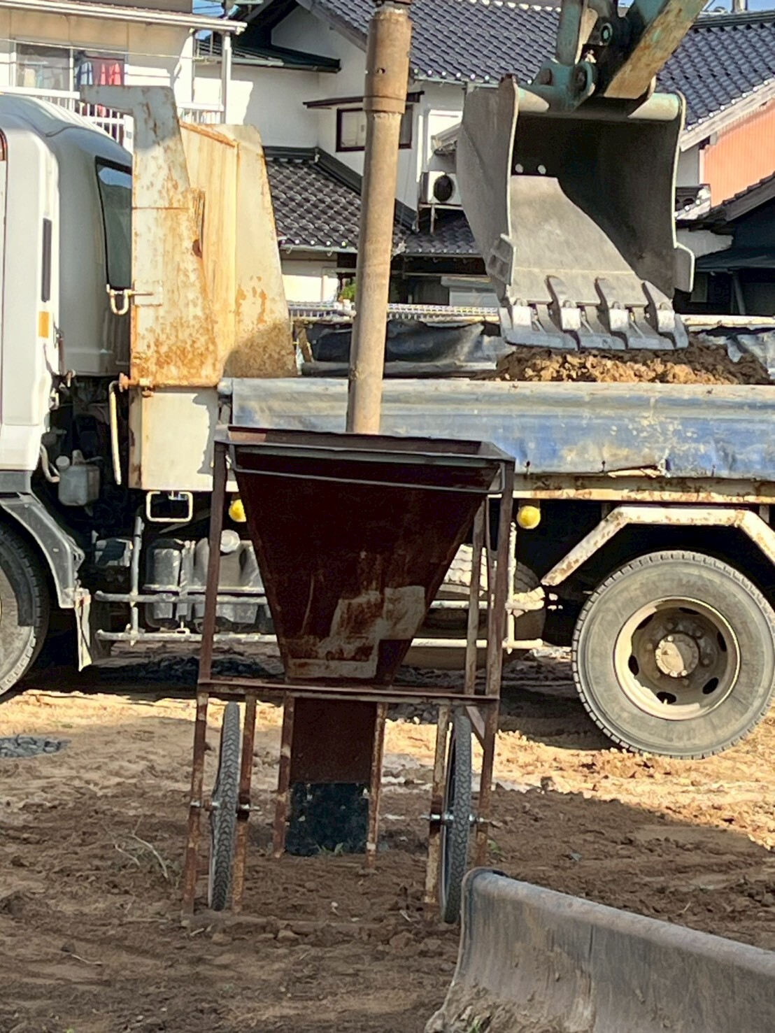 福田様邸 砕石投入