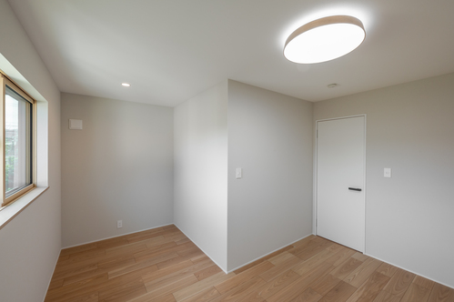 【部屋５】