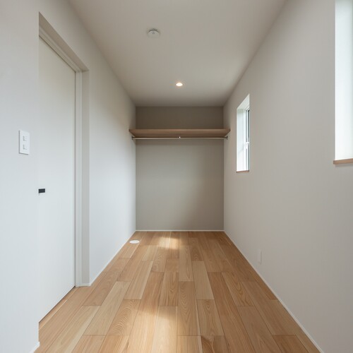 【部屋４】